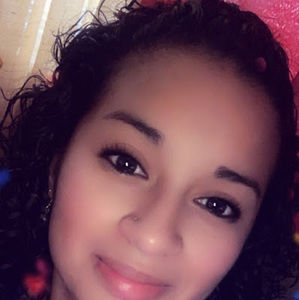 Meet your Posher, Marcela